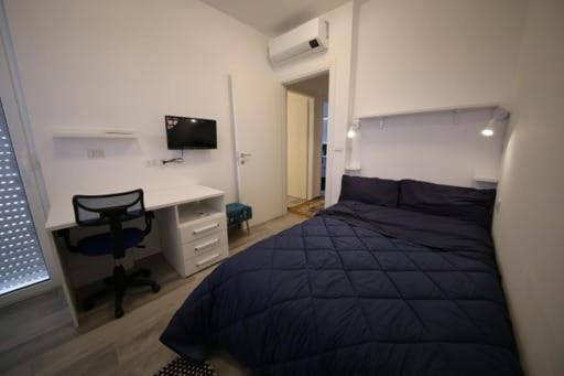 7 Cielo Apartment Brindisi Bagian luar foto