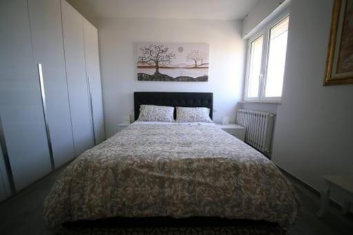 7 Cielo Apartment Brindisi Bagian luar foto